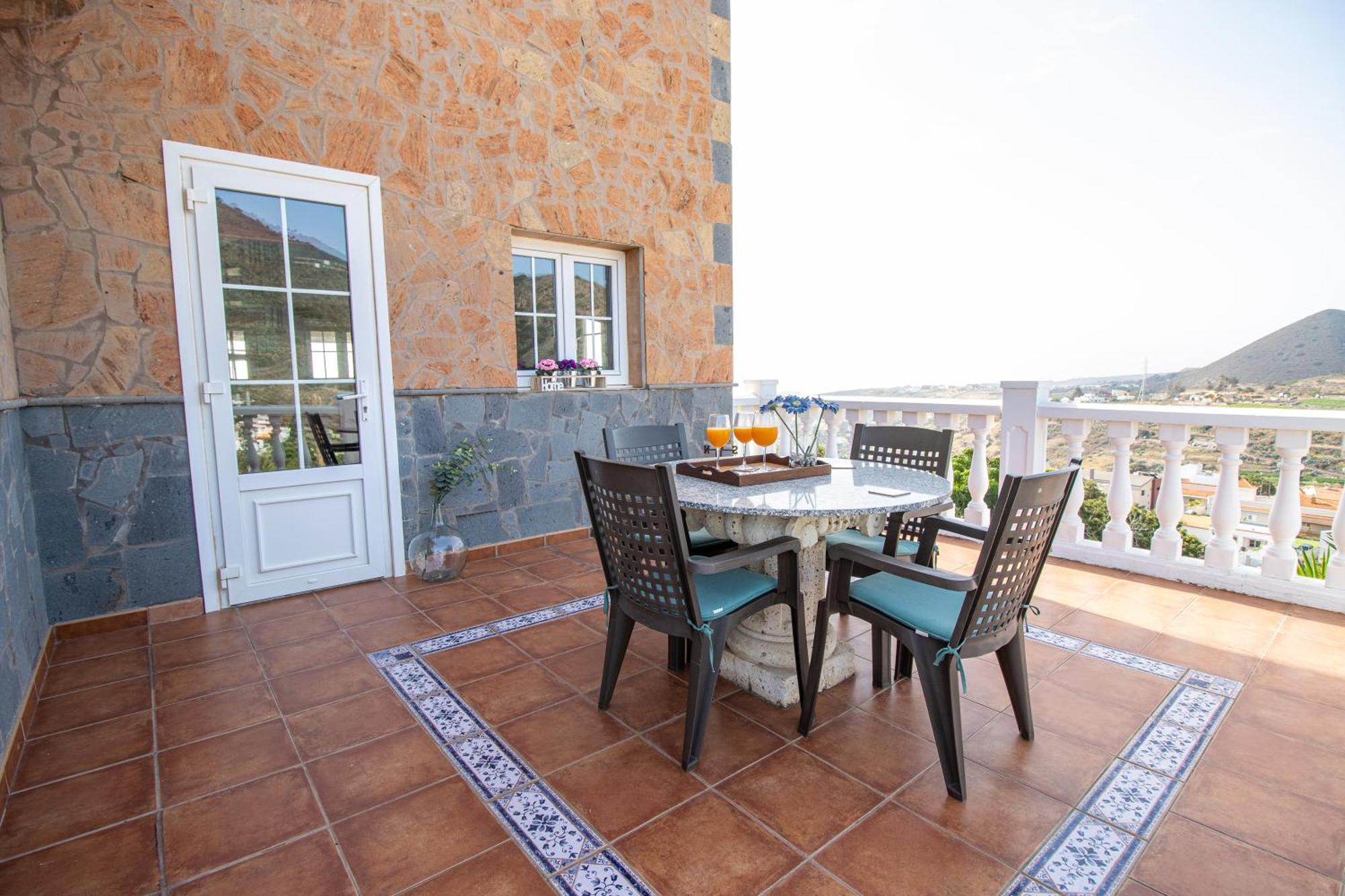 Villa Mirador Los Hoyos لاس بالماس دي غران كاناريا المظهر الخارجي الصورة